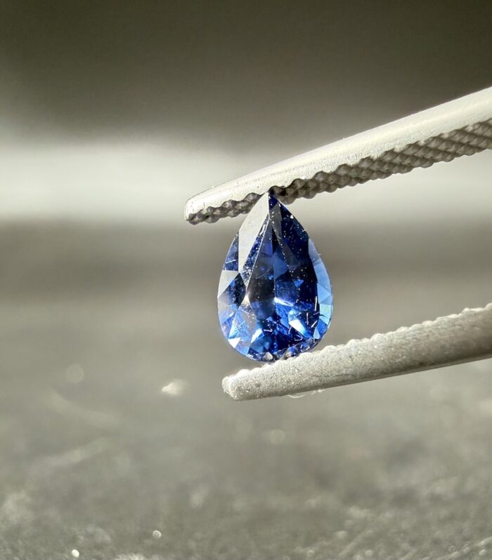 Saphir poire